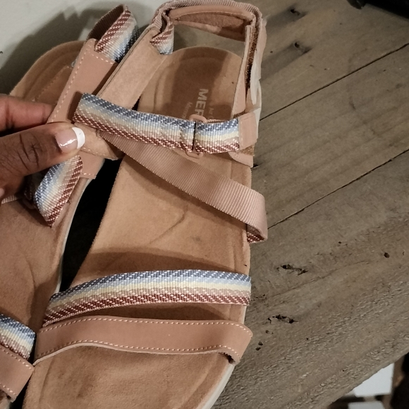 Merrell - Picture 4 of 4